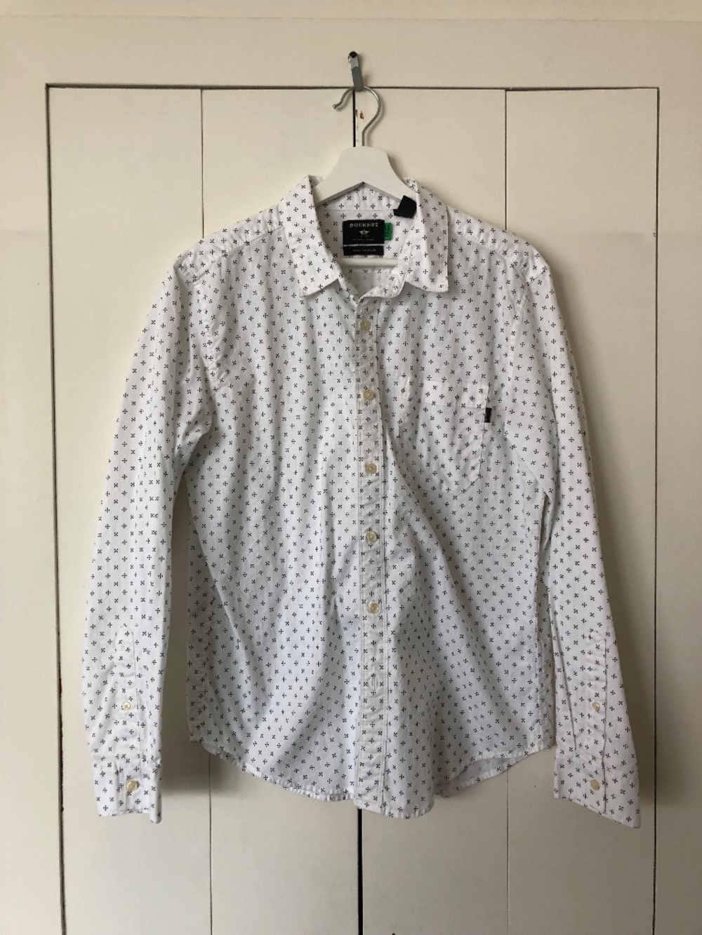 Dockers Men’s White Button‑Down Shirt – Micro Cross Print, Size M